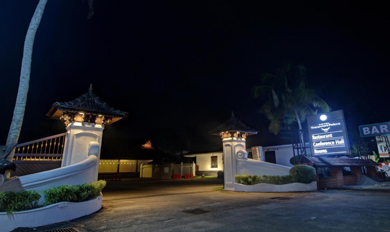 Treebo Premium Travancore Palace Cherthala Alappuzha Exterior foto