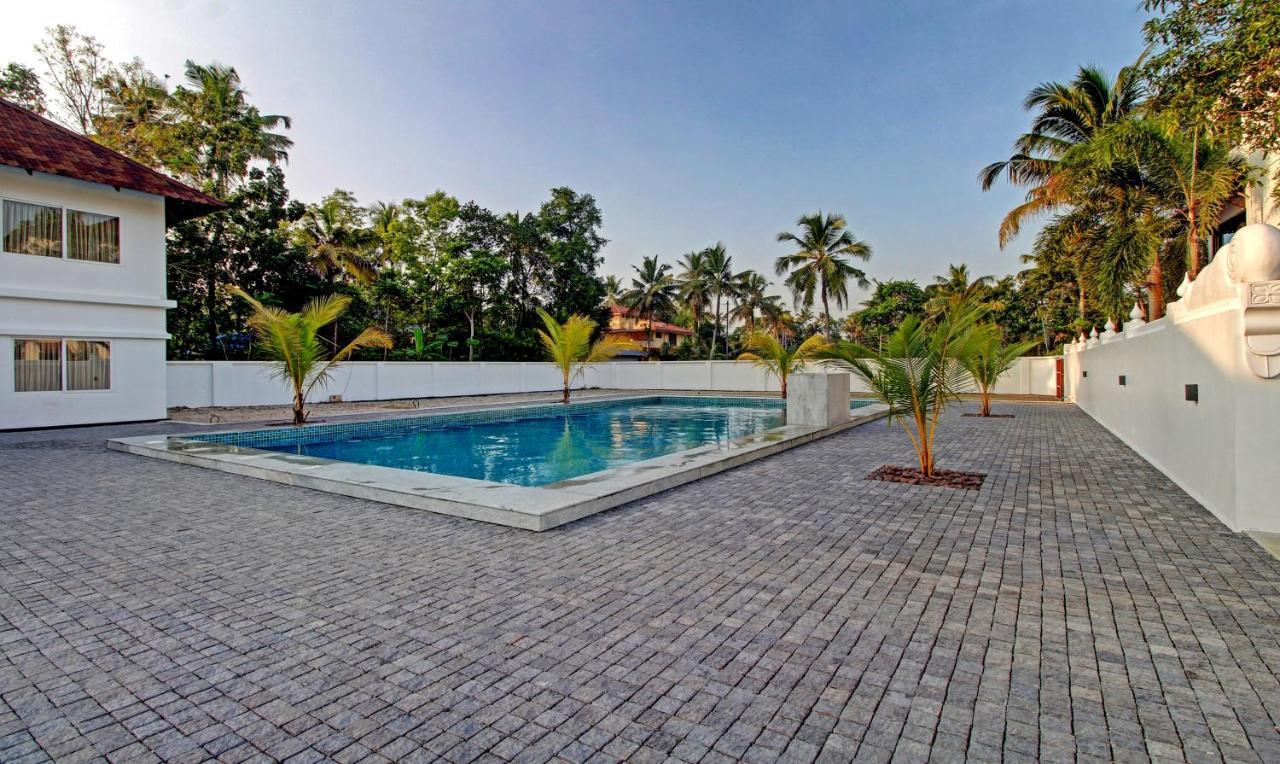 Treebo Premium Travancore Palace Cherthala Alappuzha Exterior foto