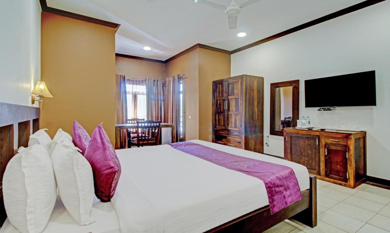 Treebo Premium Travancore Palace Cherthala Alappuzha Exterior foto