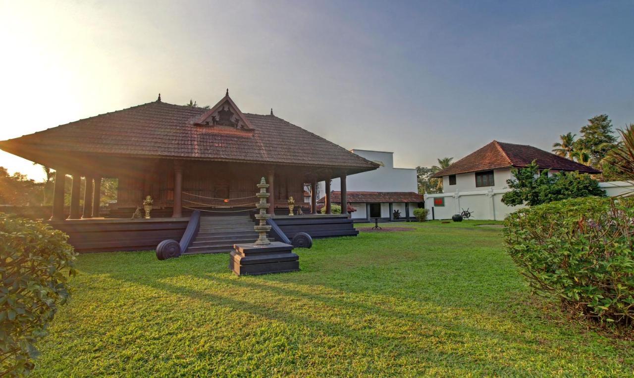 Treebo Premium Travancore Palace Cherthala Alappuzha Exterior foto