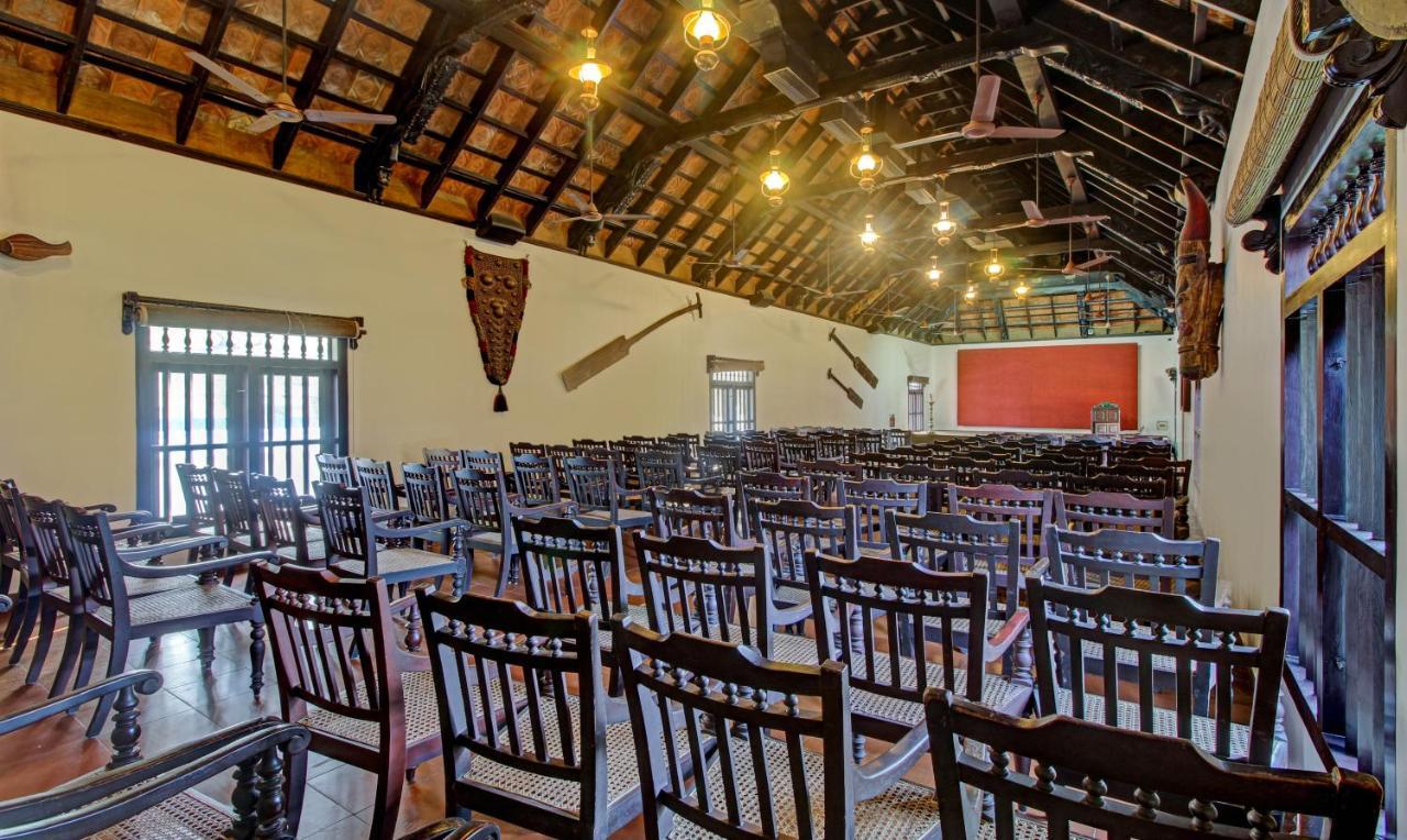 Treebo Premium Travancore Palace Cherthala Alappuzha Exterior foto